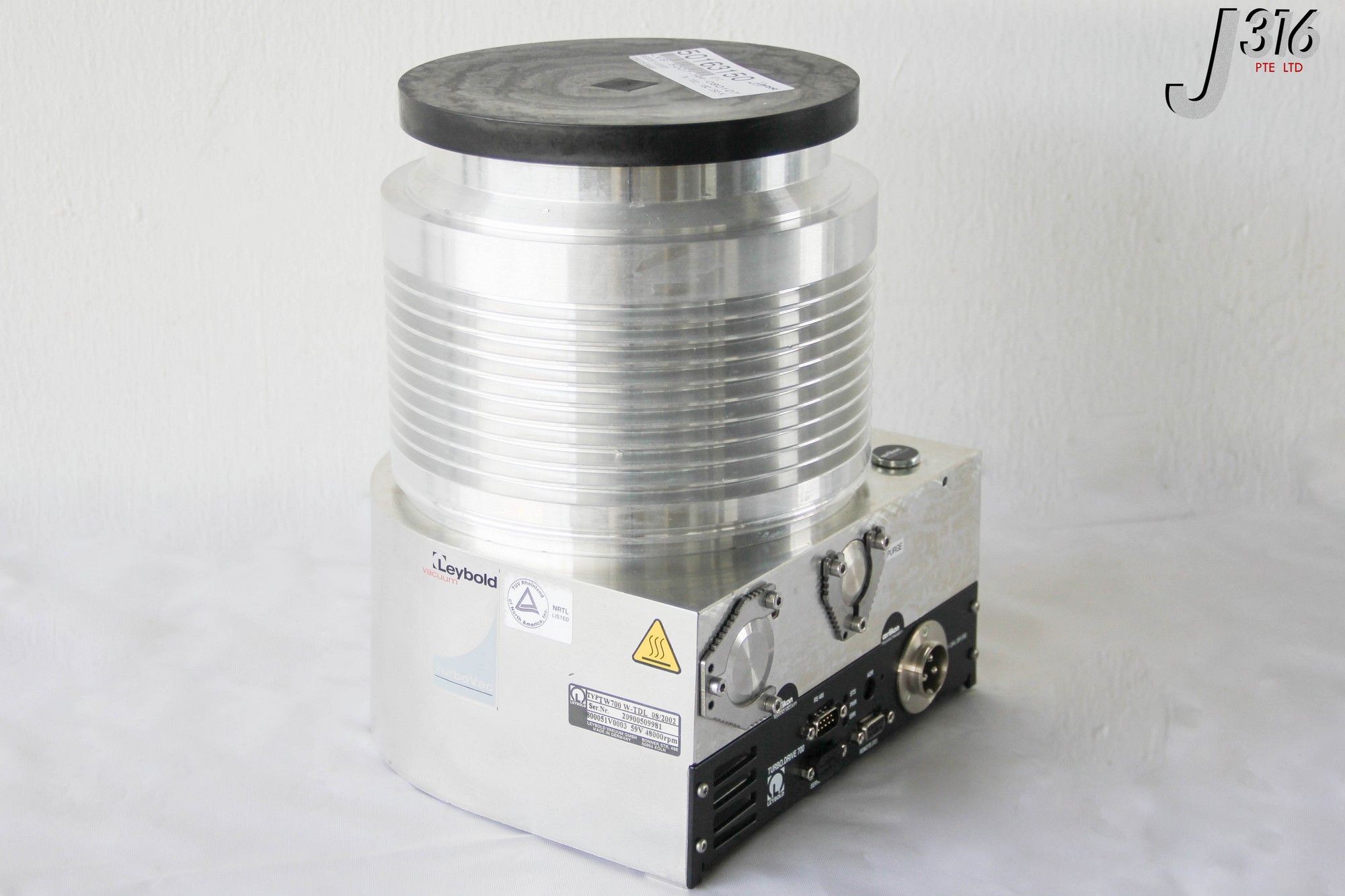 O 4546 LEYBOLD TURBOVAC TW700 W/ CONVERTER TW700 W-TDL (NEW
